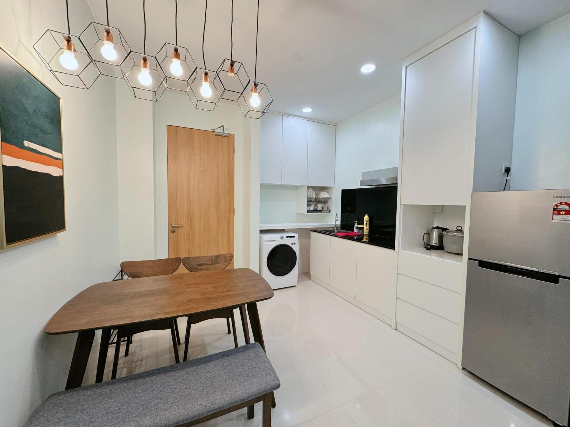 Cozy Comfort 01 - Riverine Diamond 4 Pax Apartment Kuching