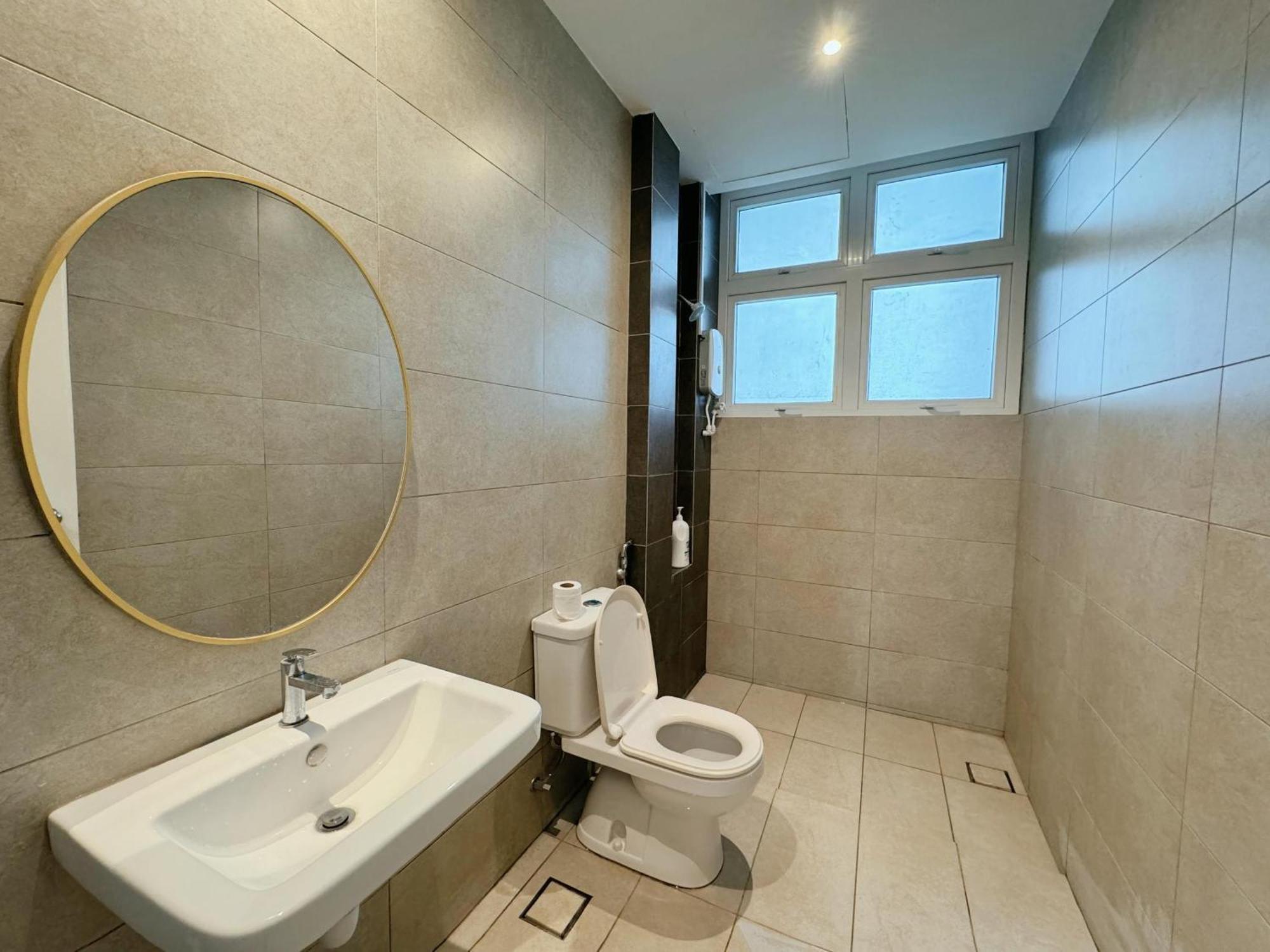 Cozy Comfort 01 - Riverine Diamond 4 Pax Apartment Kuching